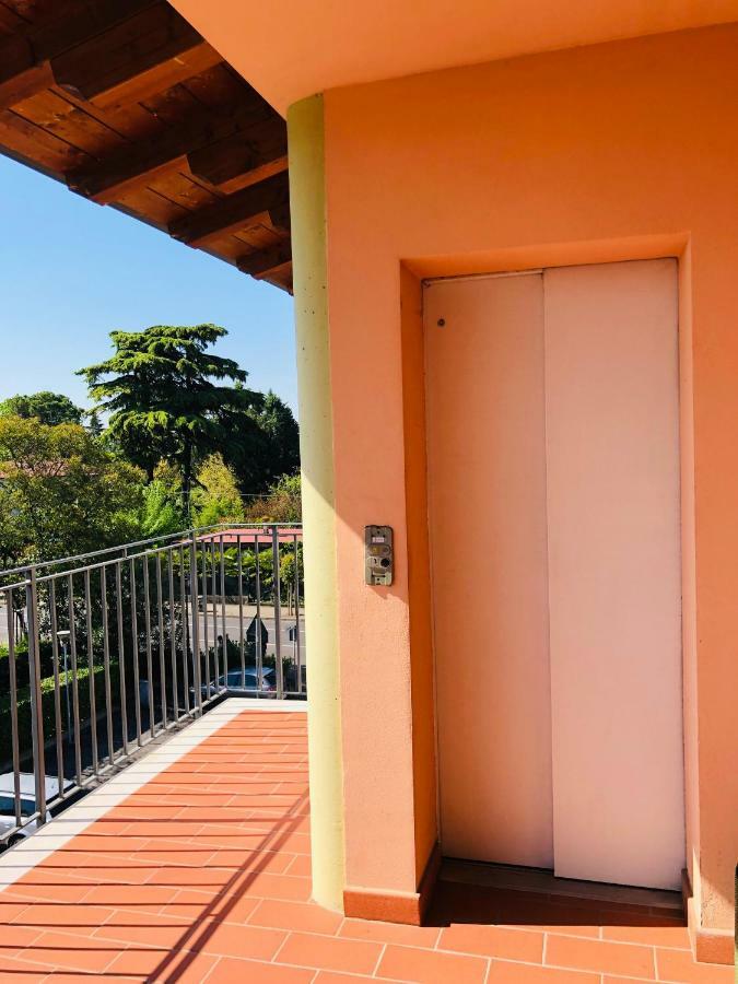 Appartamento Peschiera - Zona Ospedale Pederzoli Peschiera del Garda Exteriér fotografie